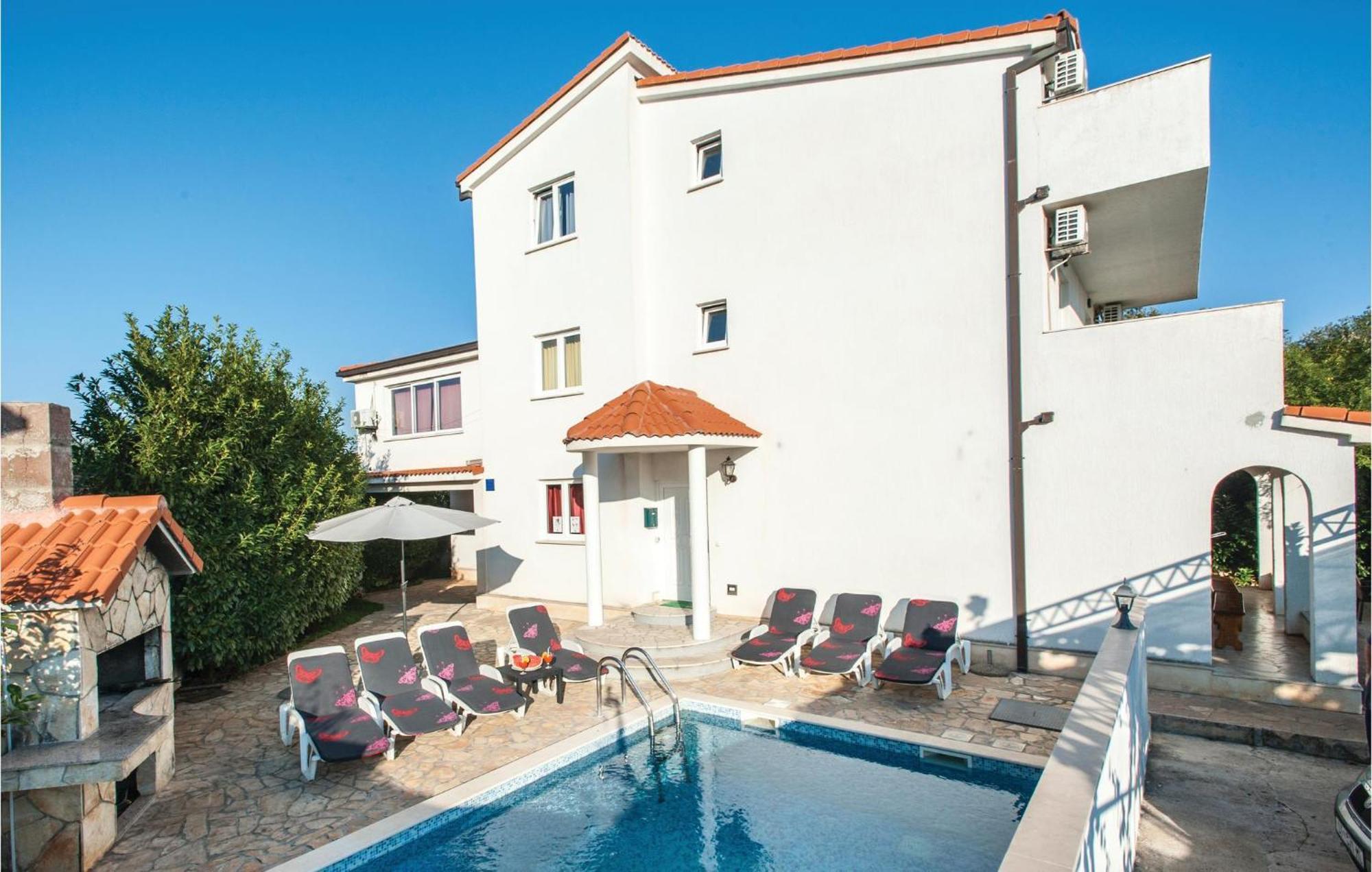 Seahorse Apartments Ражань Экстерьер фото